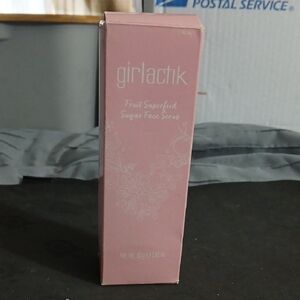 Girlactik Fruit Superfood Sugar Face Scrub NIB